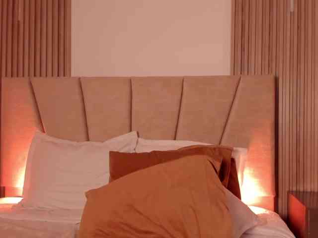 RachellJamess webcam