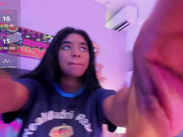 KendraChavezz1 webcam