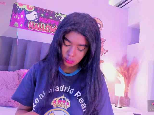 KendraChavezz1 webcam