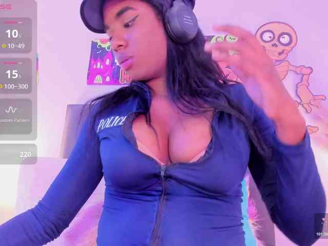 KendraChavezz1 webcam