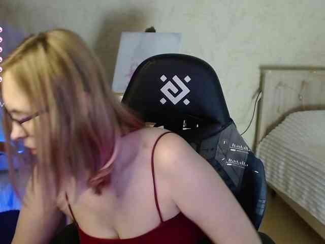 agathamott webcam