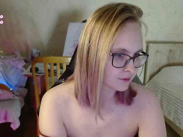 agathamott webcam