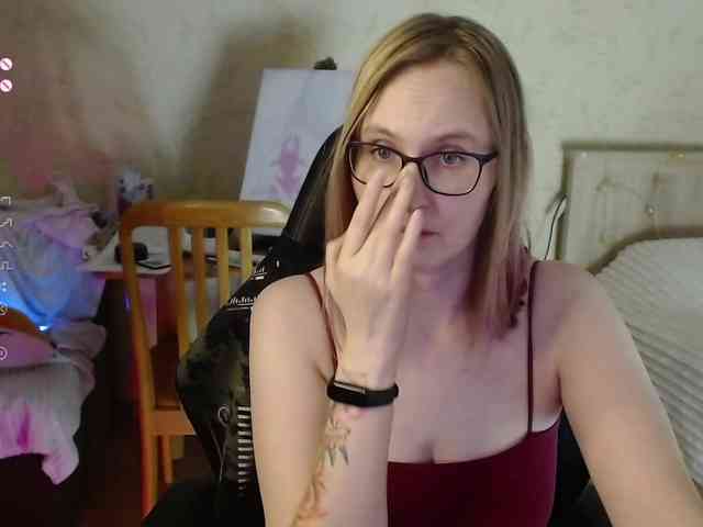 agathamott webcam