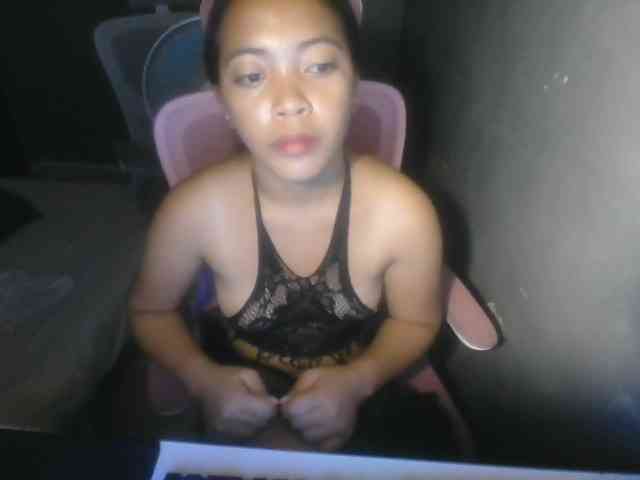 hornygirl25 webcam