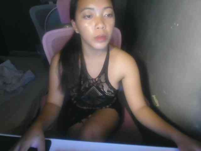 hornygirl25 webcam