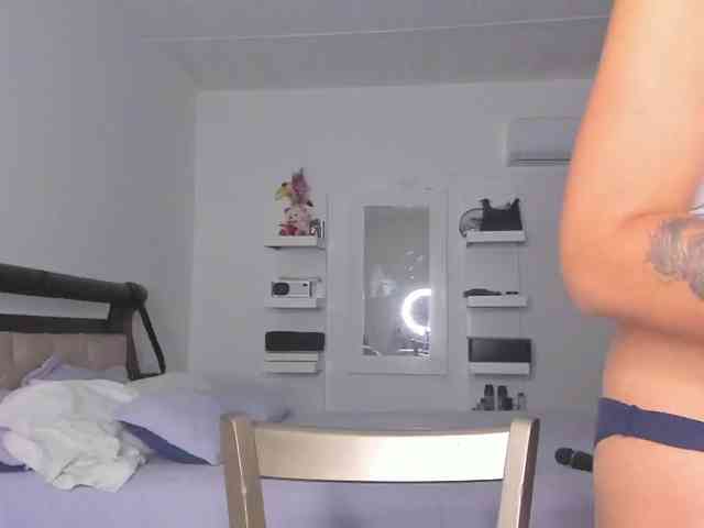 jump-rabbit- webcam