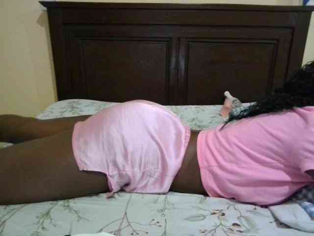 Sexysuzzy12 webcam