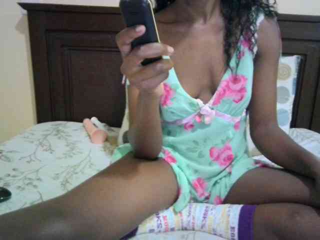 Sexysuzzy12 webcam