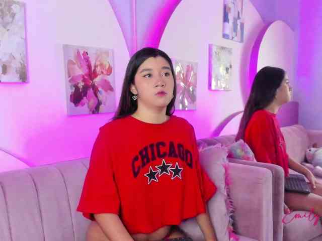 EmilyPark69 webcam