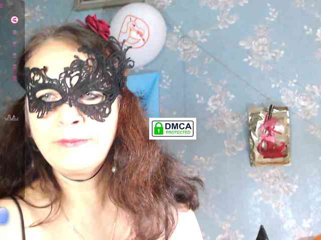 LucianaSanders webcam