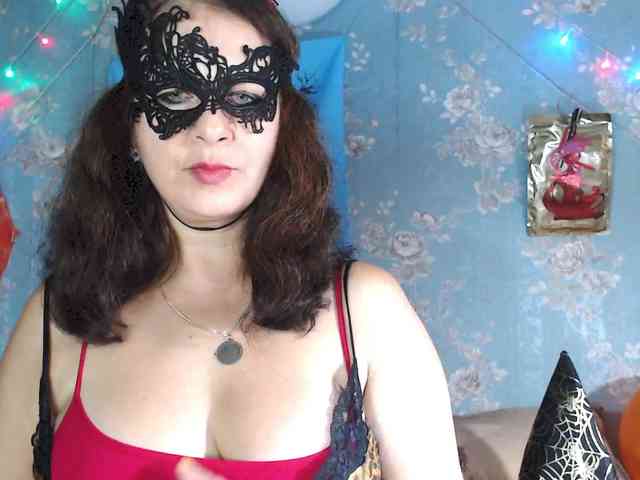 LucianaSanders webcam