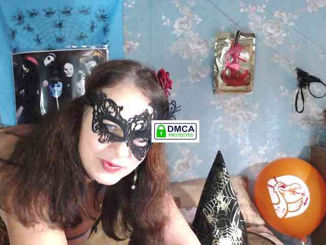 LucianaSanders webcam