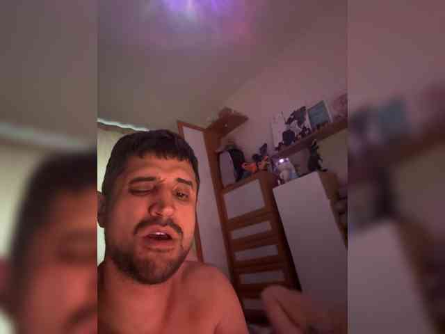 VIP17CoupleDream webcam