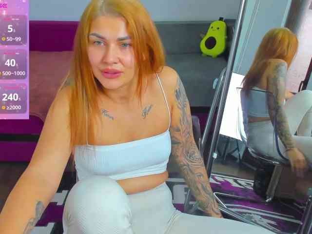 MiaKiity webcam