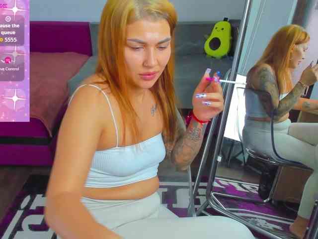 MiaKiity webcam