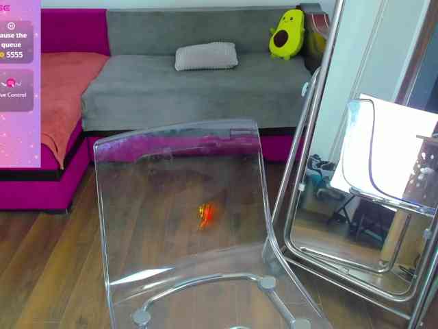 MiaKiity webcam