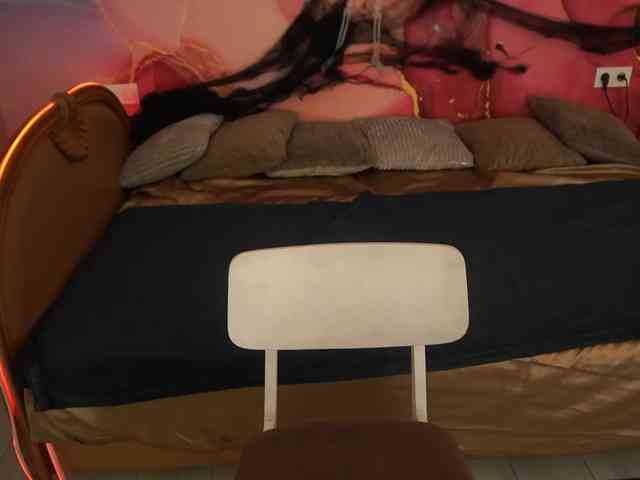 LunaLicks webcam