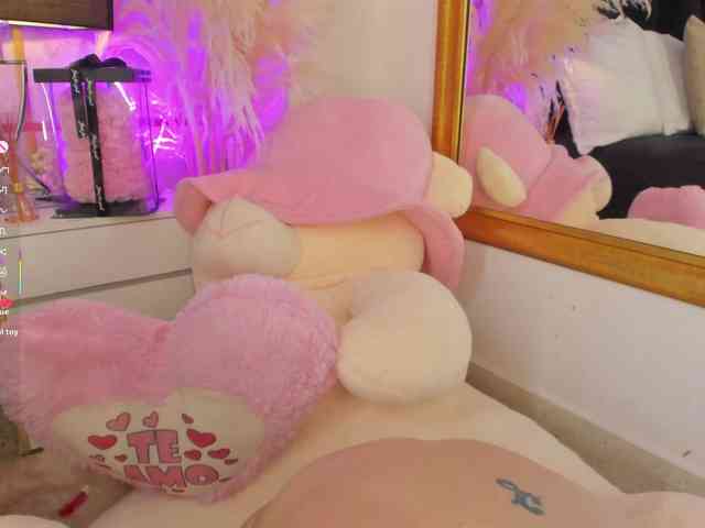GretaVelvet webcam