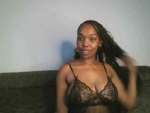 Sweetberry77 webcam