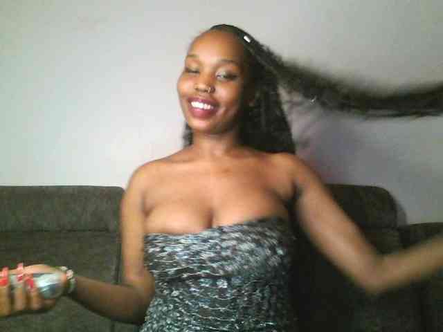 Sweetberry77 webcam