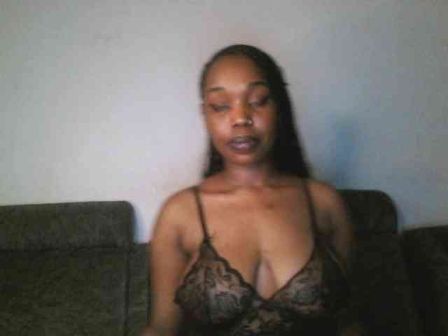 Sweetberry77 webcam