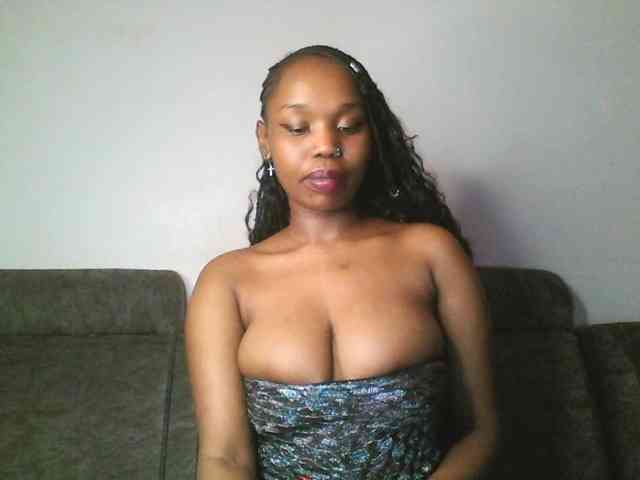 Sweetberry77 webcam