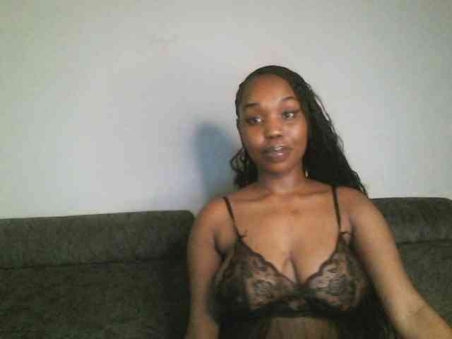 Sweetberry77 webcam