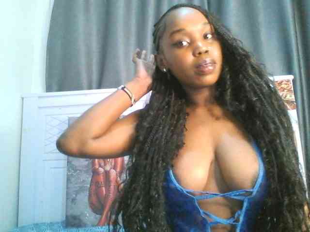 Sweetberry77 webcam
