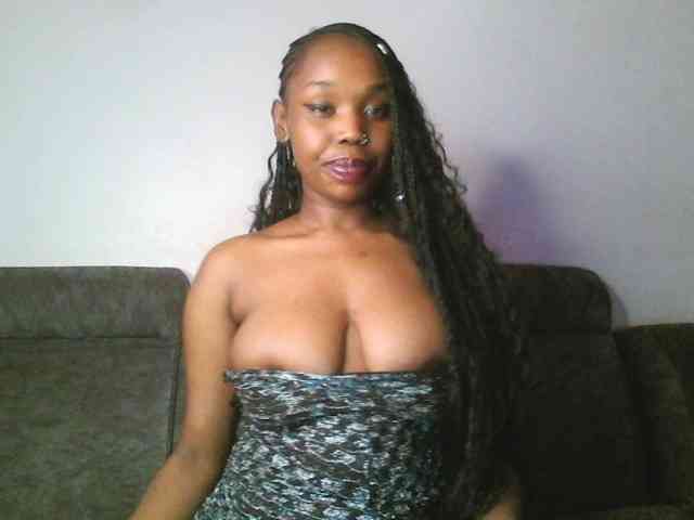 Sweetberry77 webcam
