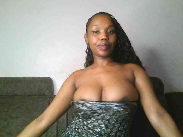 Sweetberry77 webcam