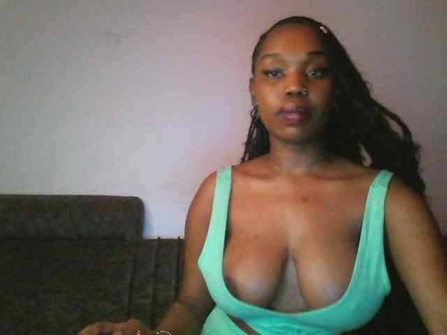 Sweetberry77 webcam