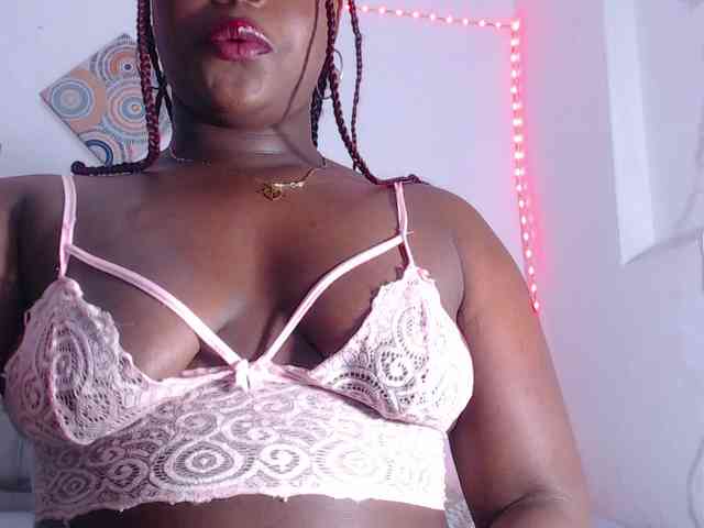 bigass-ebony webcam