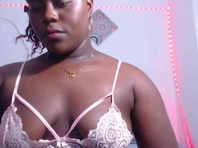 bigass-ebony webcam