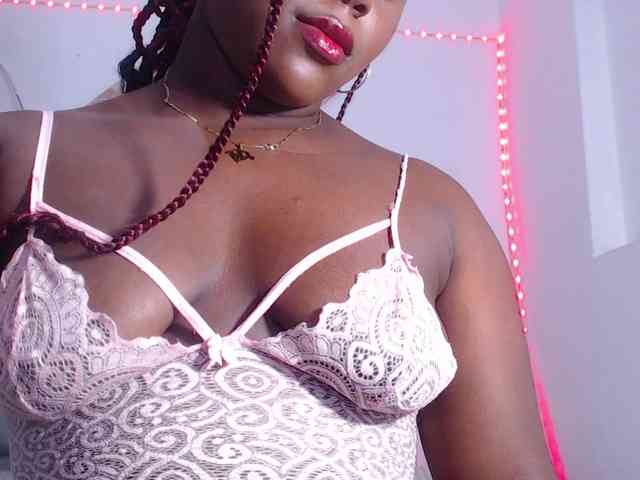 bigass-ebony webcam