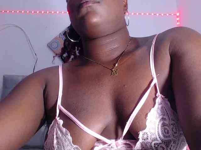 bigass-ebony webcam