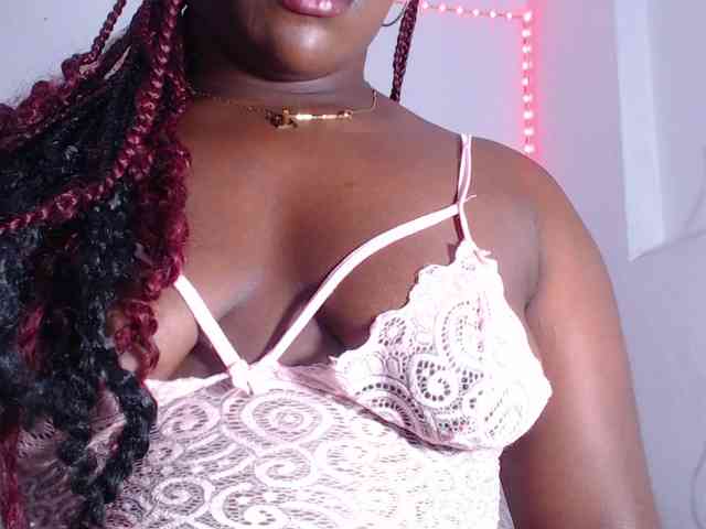bigass-ebony webcam