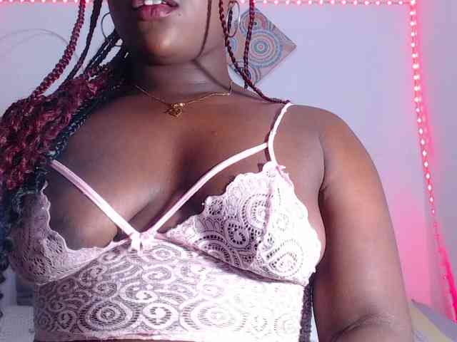 bigass-ebony webcam