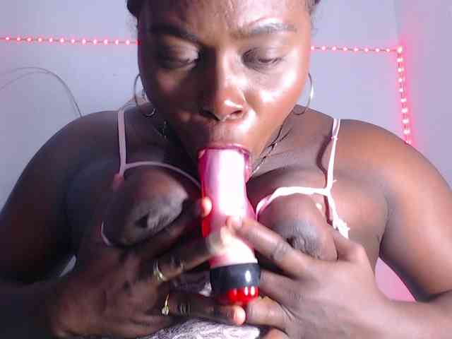 bigass-ebony webcam