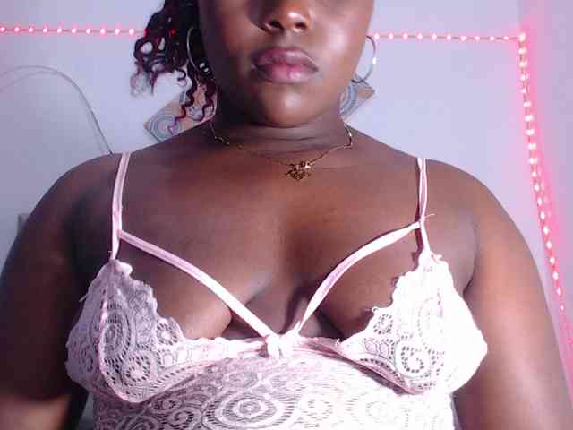 bigass-ebony webcam