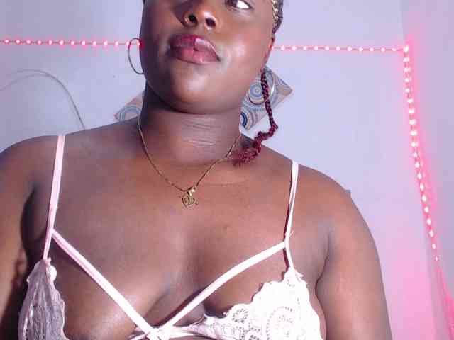 bigass-ebony webcam