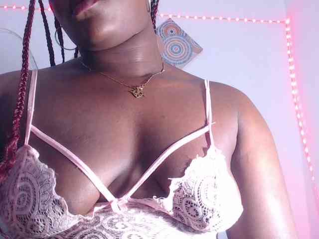 bigass-ebony webcam