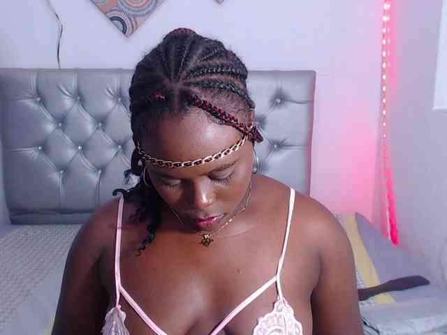 bigass-ebony webcam