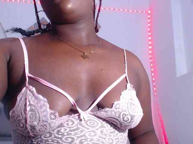 bigass-ebony webcam