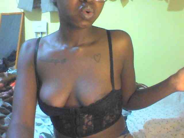 TipQueen webcam