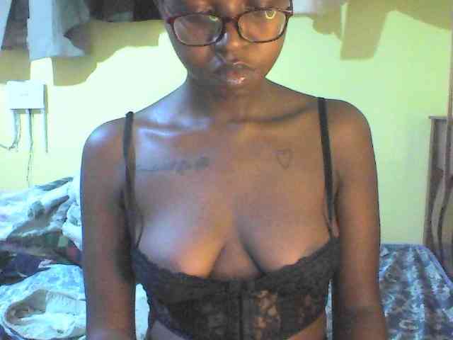 TipQueen webcam