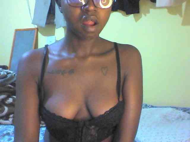 TipQueen webcam