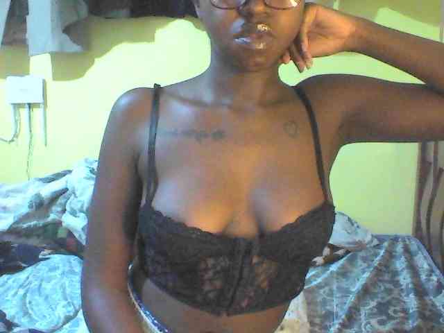 TipQueen webcam
