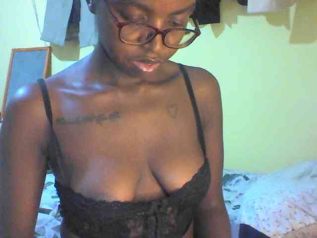 TipQueen webcam