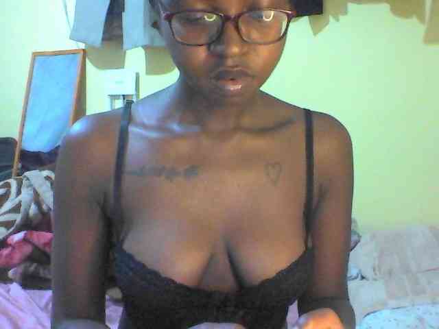 TipQueen webcam