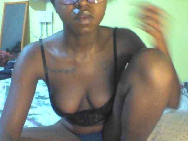 TipQueen webcam